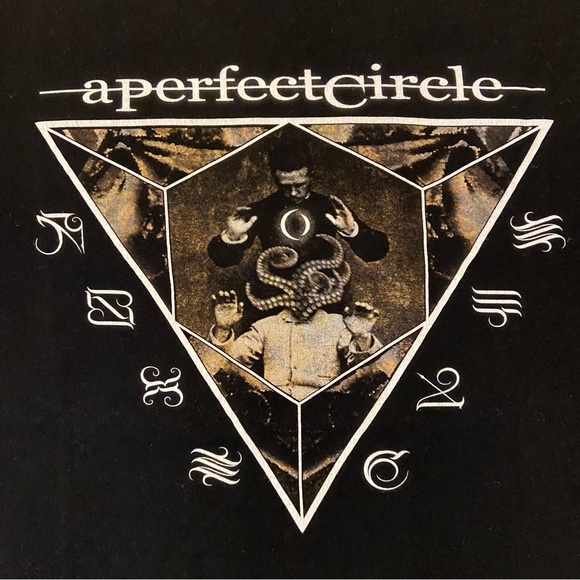 A Perfect Circle concert squid head emblem t-shirt sz M TOOL 🔮😵‍💫🪬 - Picture 3 of 9
